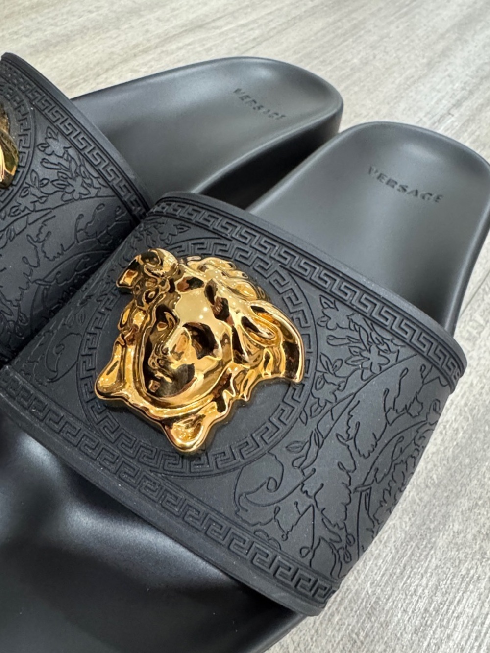 Versace Rubber Sliders - Picture 9 of 11